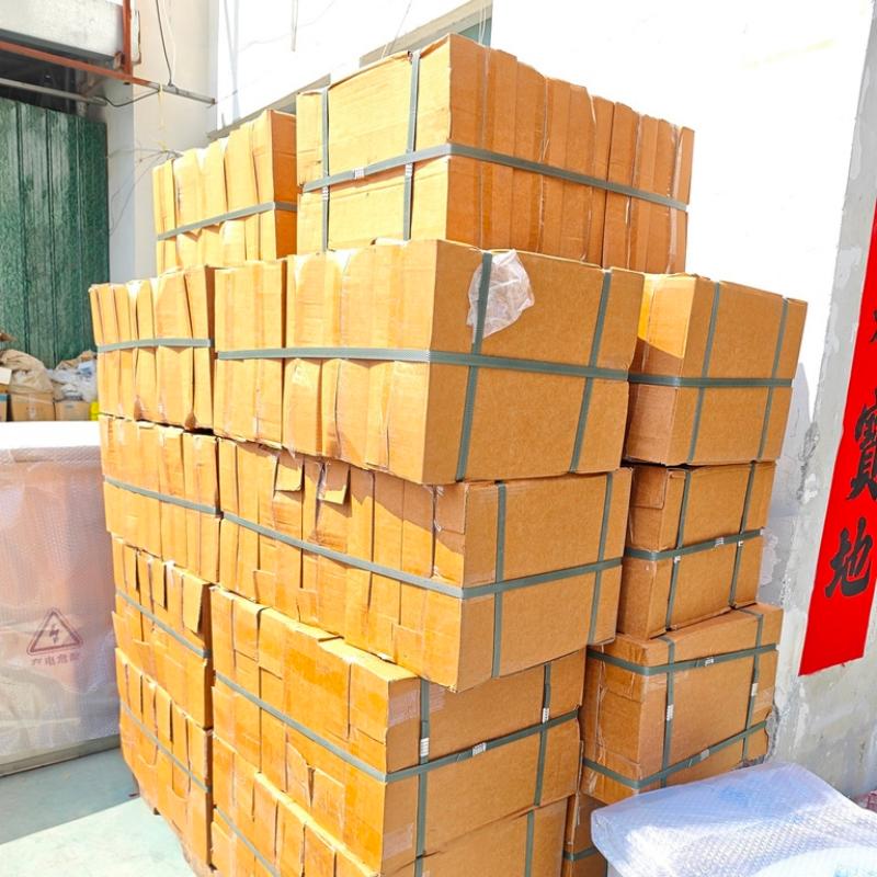 Pirmoji elektros skaitiklių dėžučių užsakymų partija iš naujų klientų JK sėkmingai išsiųsta